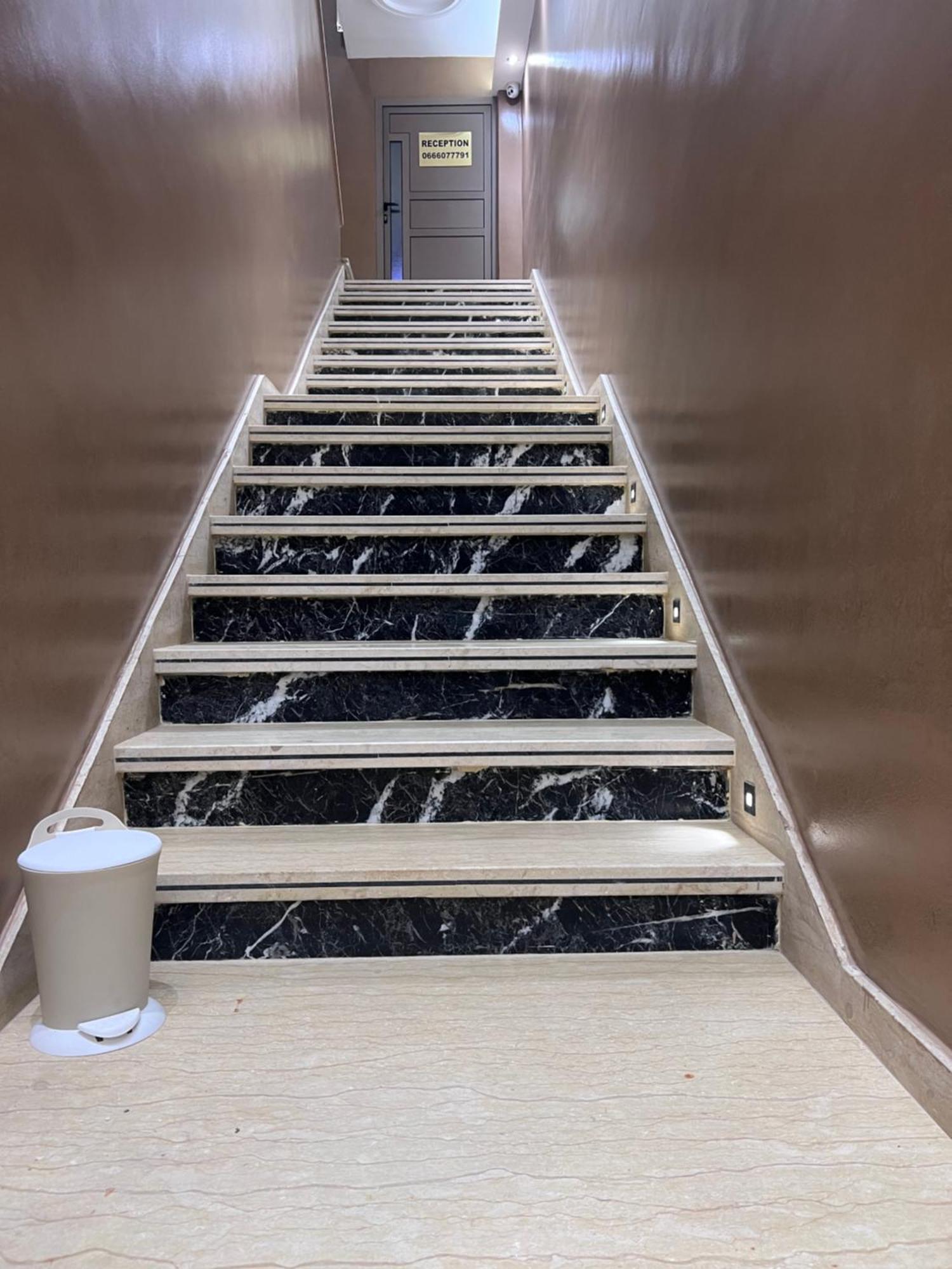 Hotel Apartment America ダフラ エクステリア 写真